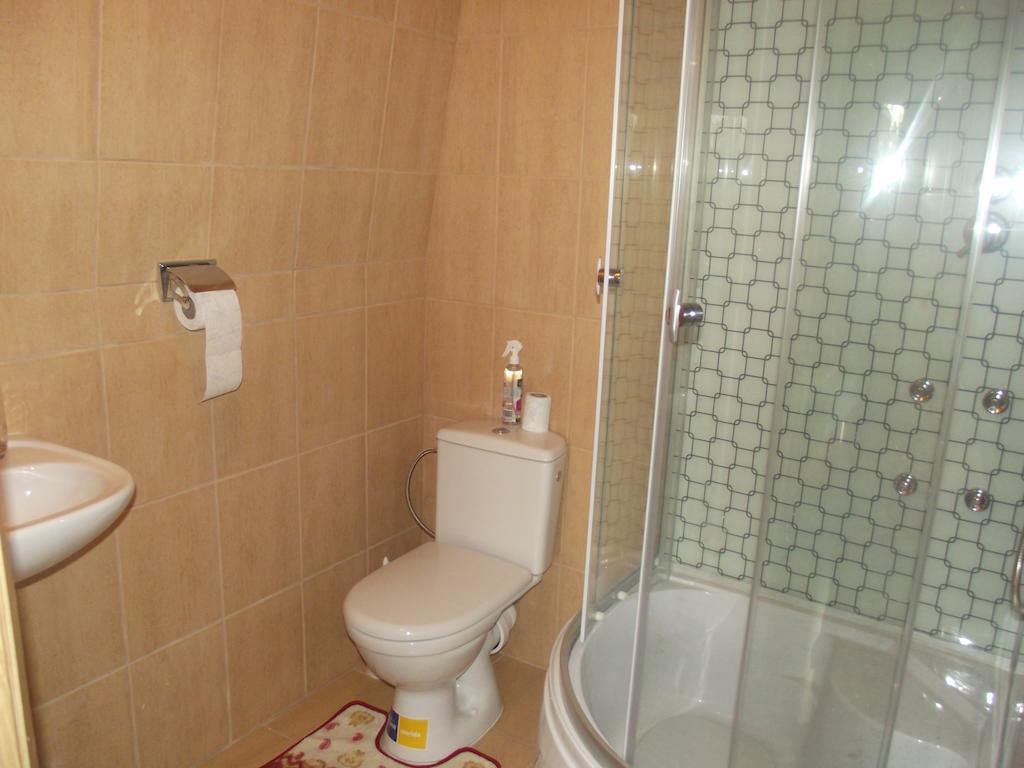 Nakvyne Rokiskyje Bed & Breakfast รอคิชคิช ภายนอก รูปภาพ